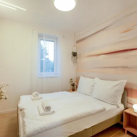 Myflat Club 218 Garden Wellness Apartmán Siófok