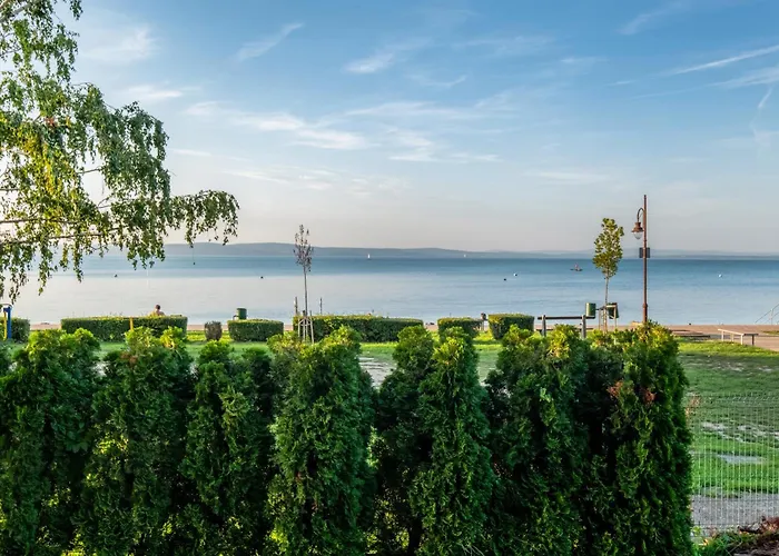 Myflat Club 218 Garden Wellness Appartement *